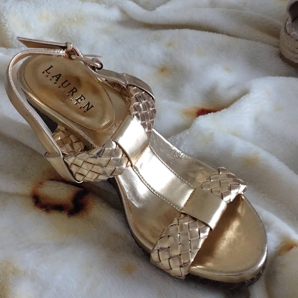 Gold, Ralph Lauren,sz 7, small blemishes on left shoe see pics